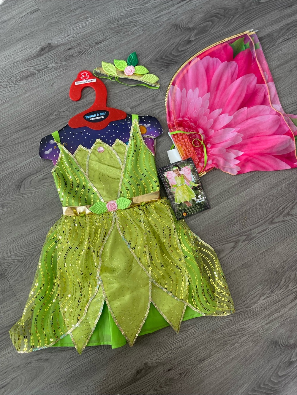 Brand new fairy Halloween costume size 3/4